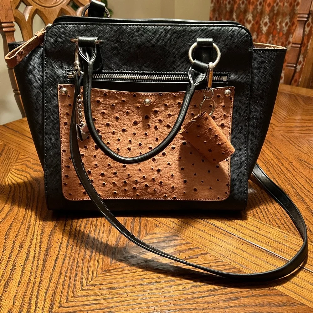 Aurielle Leather by Carryland purse - Picture 2 of 7